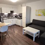 Bayvista Mit Balkon Und Bergblick By Interhome