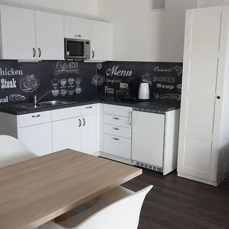 شقة Bayvista Mit Balkon Und Bergblick By Interhome *