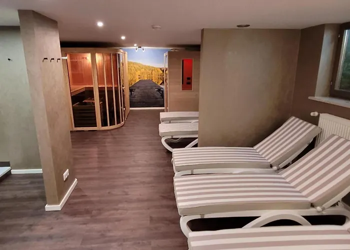 Bayvista Mit Balkon Und Bergblick By Interhome لام