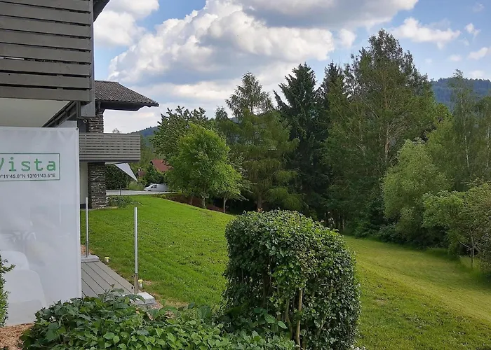 Bayvista Mit Balkon Und Bergblick By Interhome شقة لام