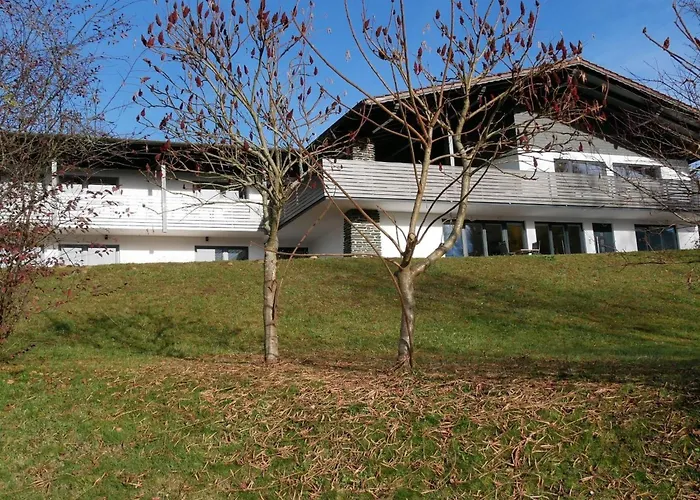شقة Bayvista Mit Balkon Und Bergblick By Interhome *
